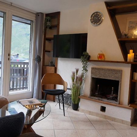 Window On The Mountains Apartment Breuil-Cervinia Exterior photo
