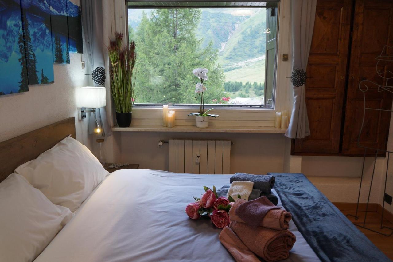 Window On The Mountains Apartment Breuil-Cervinia Exterior photo
